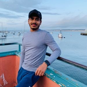 Meet your Posher, Anirudh